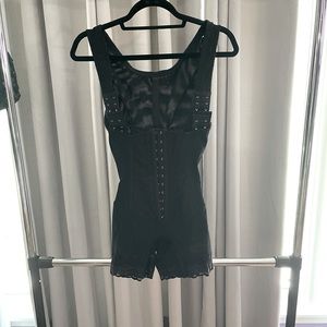 Ardyss body magic slim waist shaper size 26.